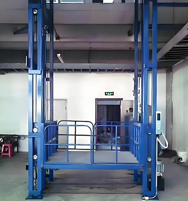 抚松导轨式升降货梯